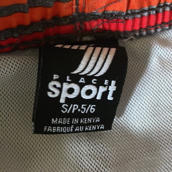 4 boys bathing suits for 1 price size 6 - Picture 5 of 10